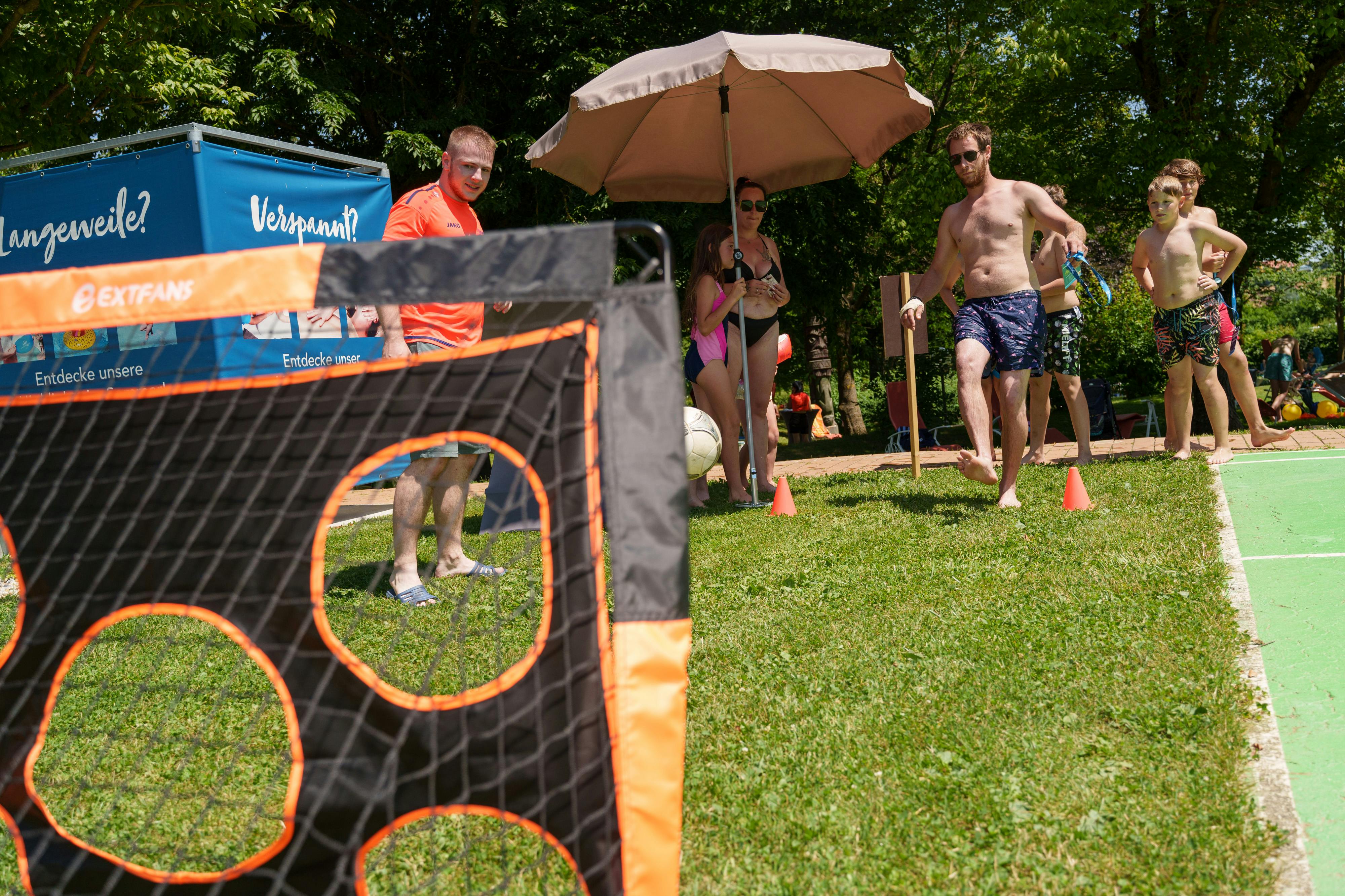 Erlebt den ultimativen Wasserball-Spaß in Loipersdorf! #WeAreWater-Fest - ein Muss für alle Wasserratten.