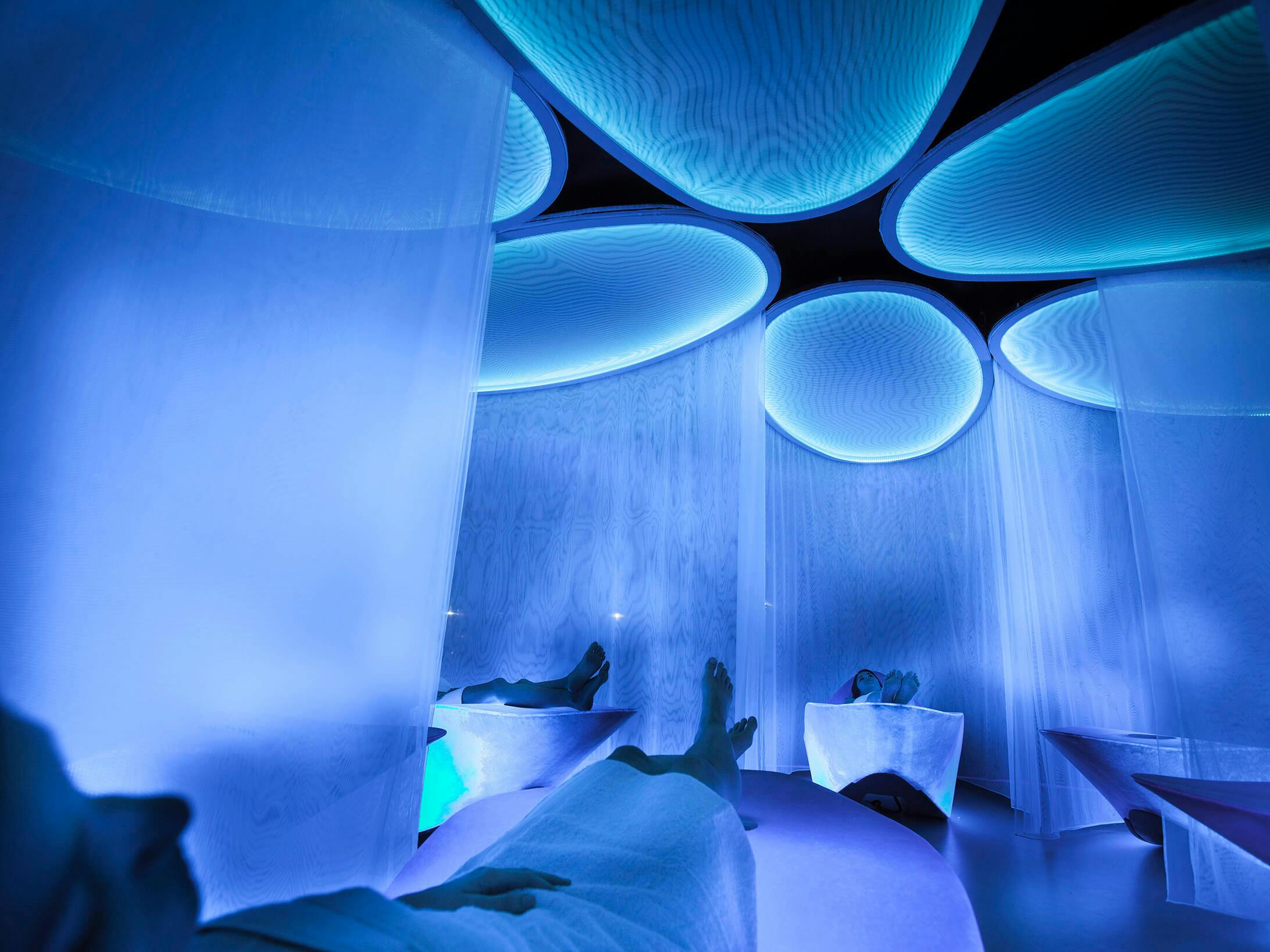 Find deep relaxation in the AlphaSphere Cocoon in the thermal spa.