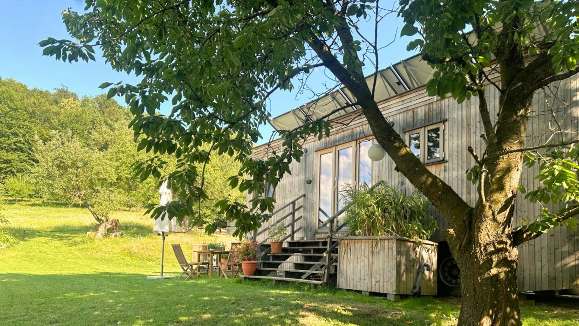 Außenansicht des Tiny Houses WOHNWAGON MIA