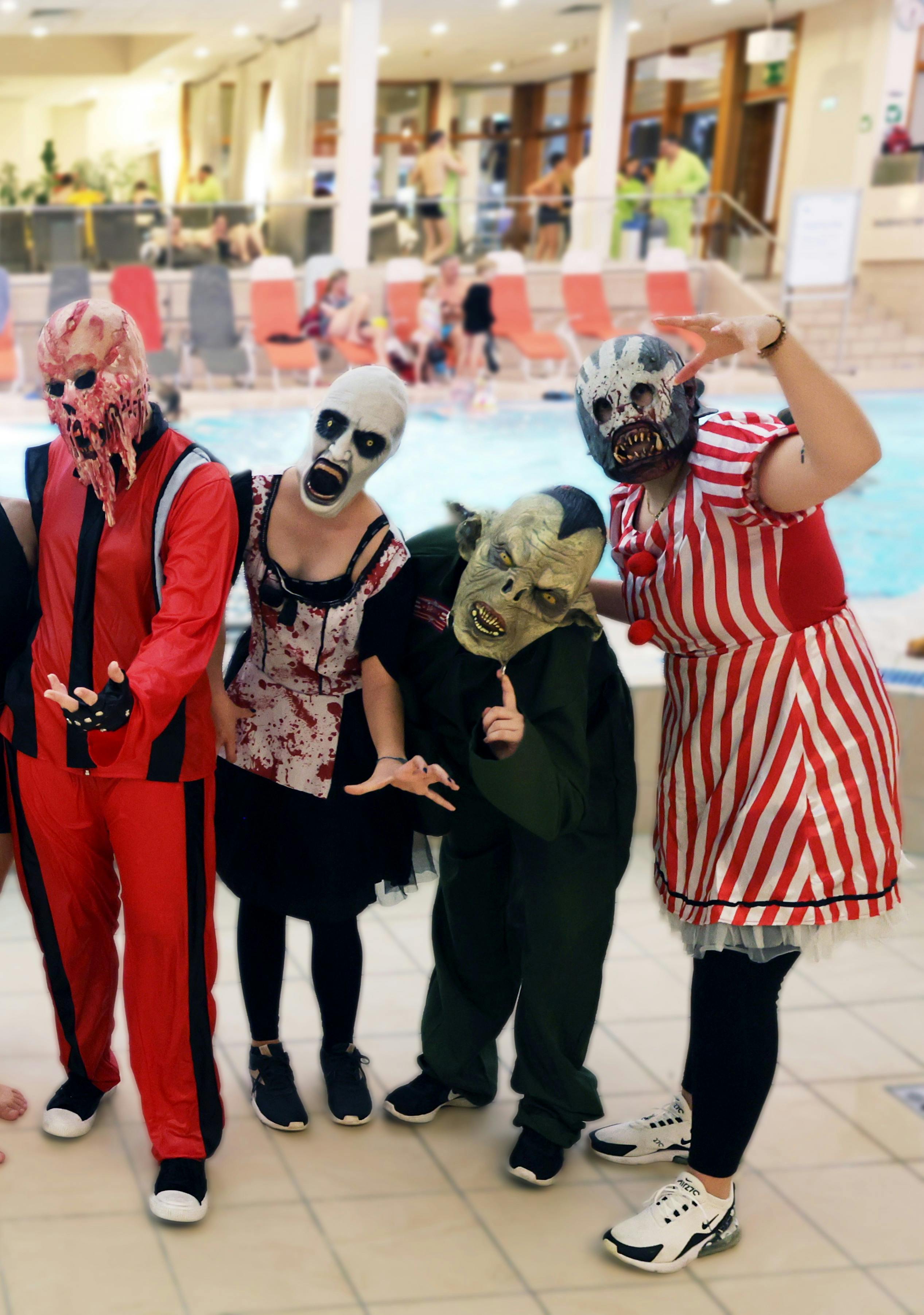 Zombies, Geister und Ghoule im Thermenbad