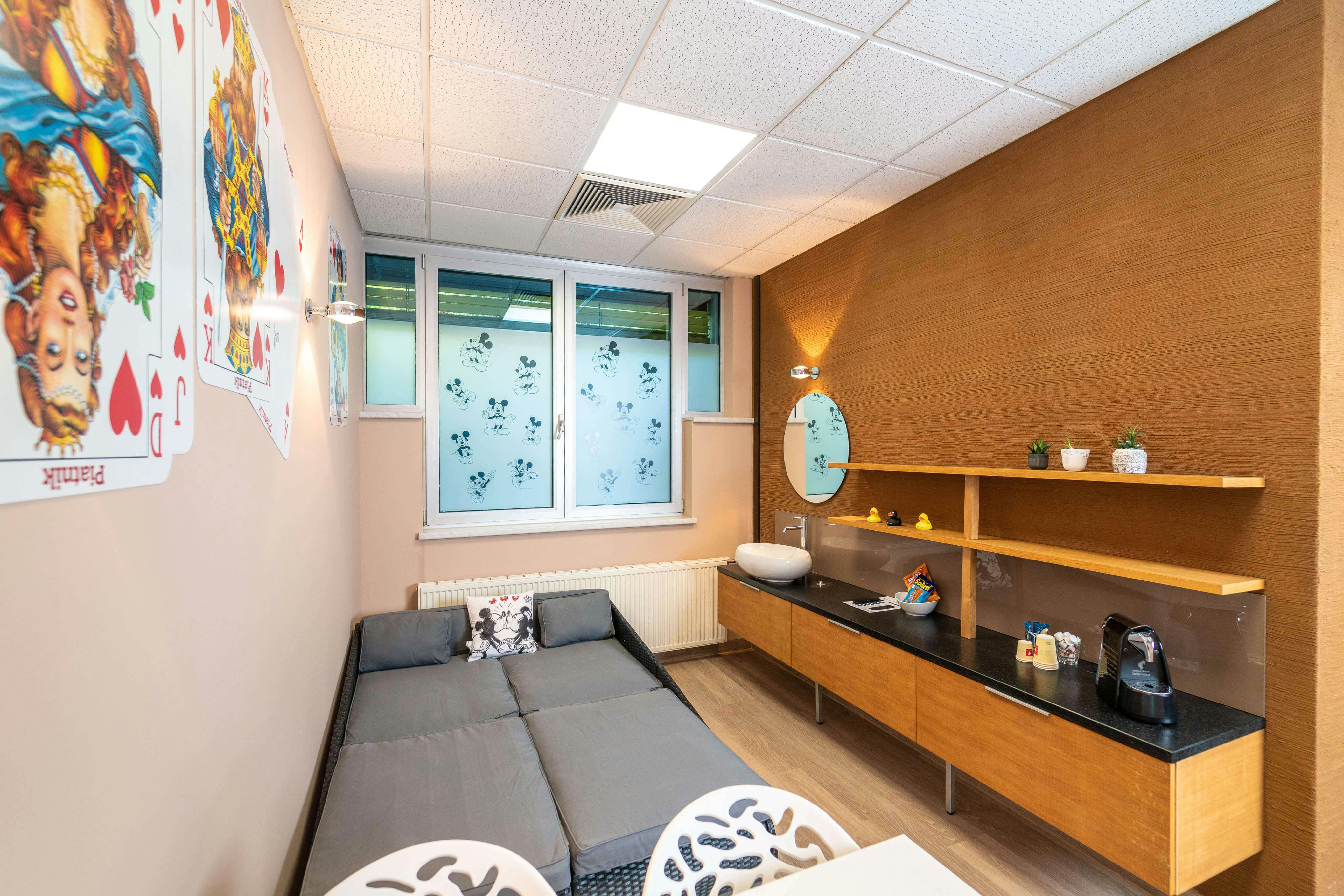 The family suite in the thermal spa with cuddly bed and children's play corner.